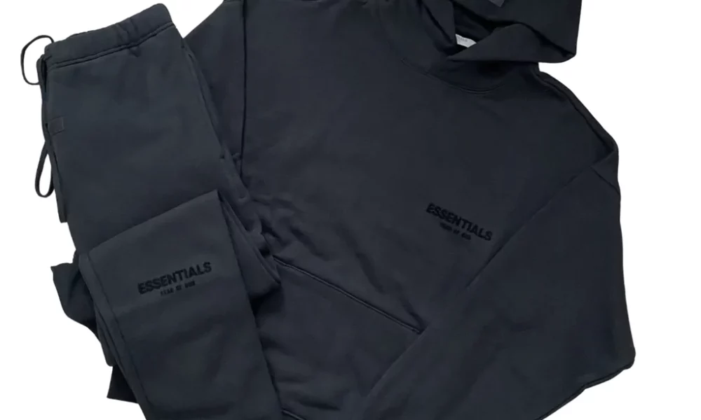 Essentials Tracksuits- A Closer Look at the Comfort Revolution