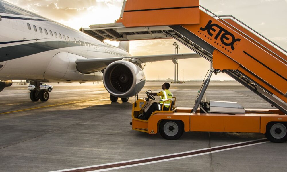 How To Choose the Right Ground Support Equipment for Your Aircraft Fleet?