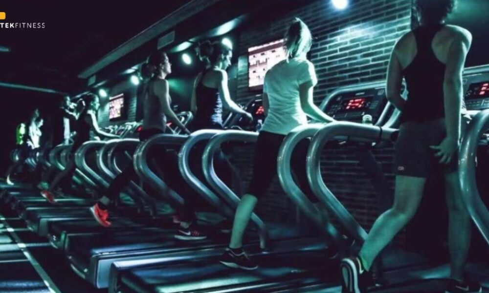 Community and Cardio: Discovering the Benefits of Group Fitness Centers