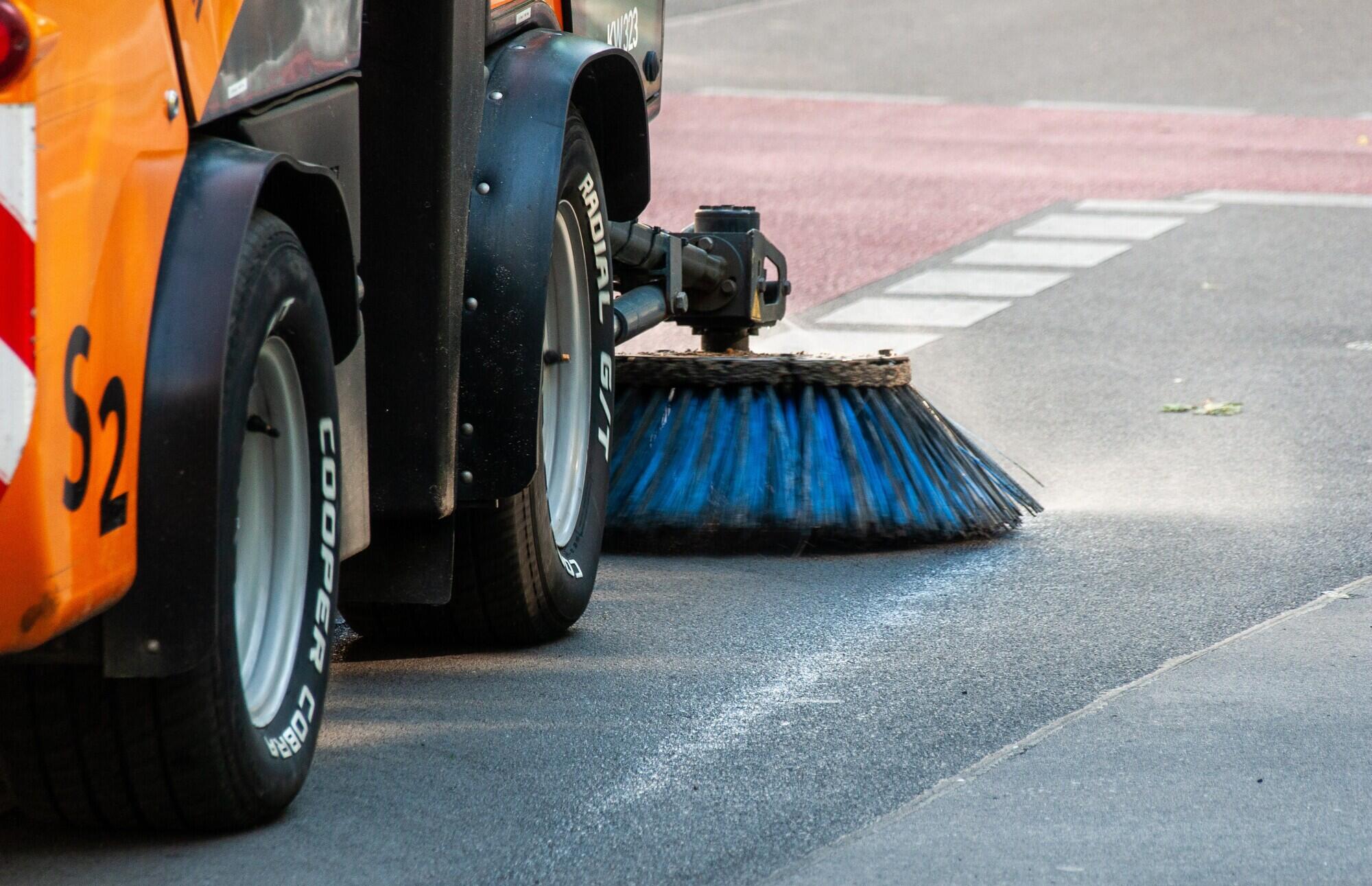 How Municipalities Can Benefit from Investing in a Mechanical Sweeper