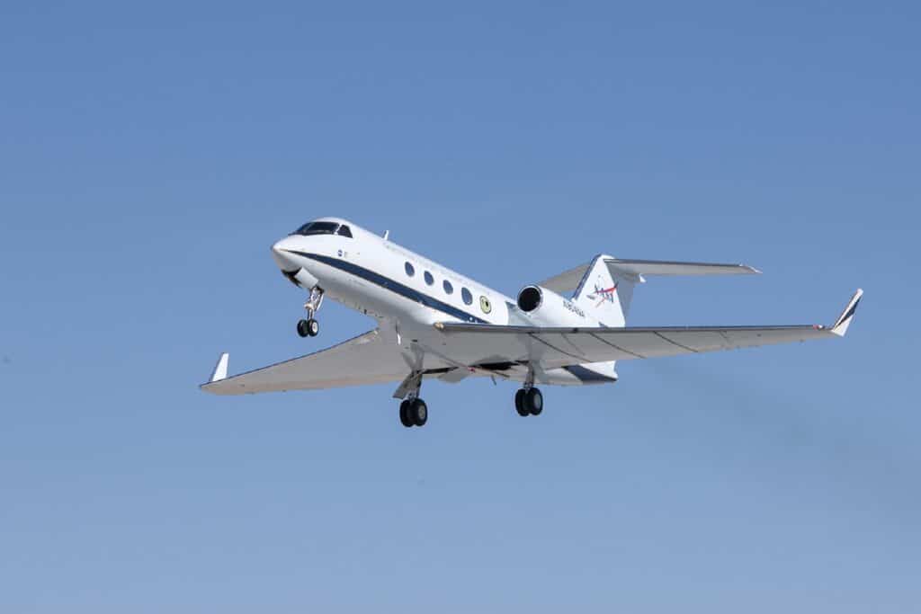 Key Considerations When Renting Charter Planes