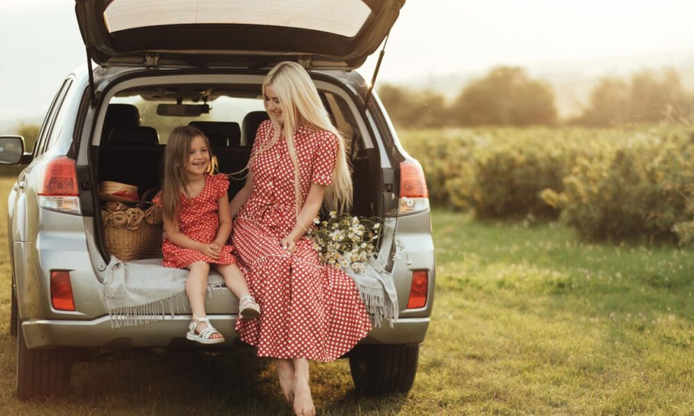 SUV vs. Minivan: Which is the Best Family Car for You?