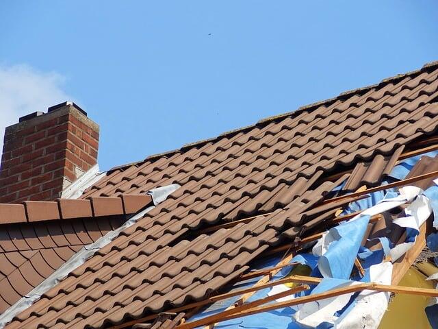 The Top Signs of Roof Wind Damage You Need to Know