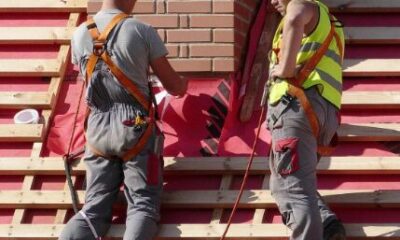 How Expert Roofing Contractors Handle Emergency Roofing Repairs