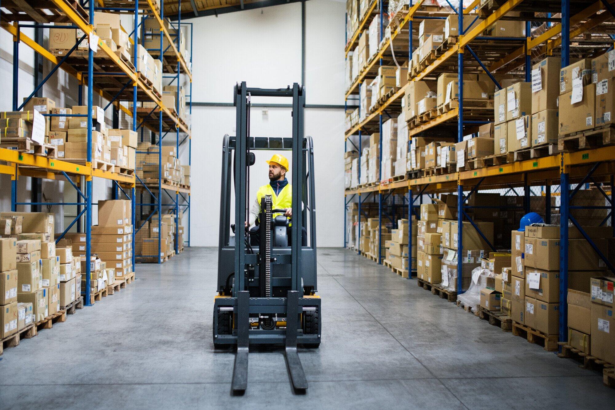 Exploring How IT Infrastructure Downtime Can Affect Warehouse Operations