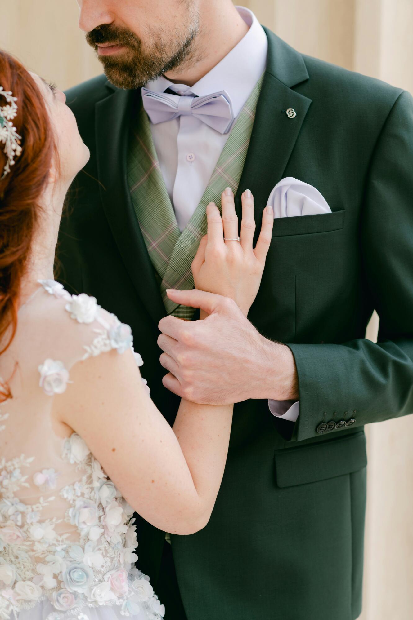 The Top 9 Must-Have Groom Outfit Items for Your Wedding Day