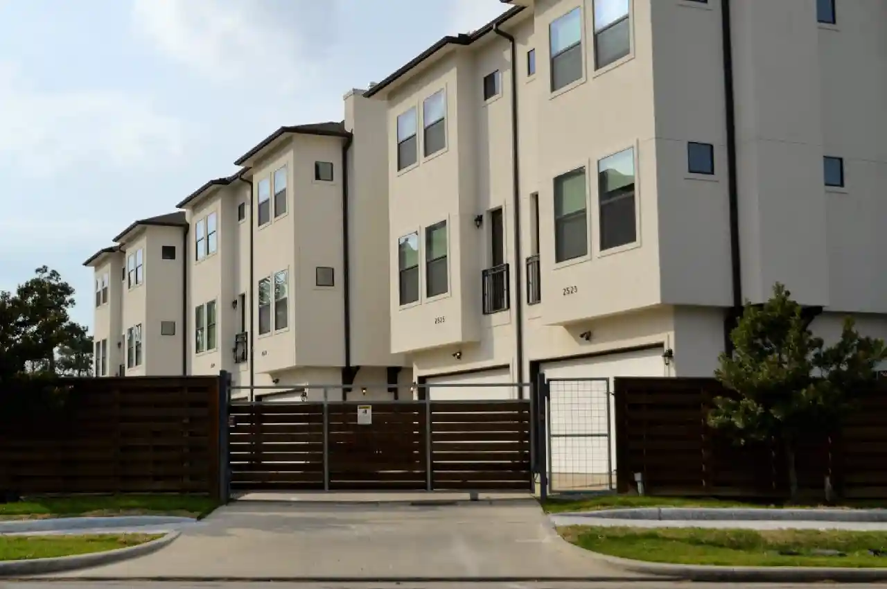 What to Expect from an Apartment Complex with Utilities Included