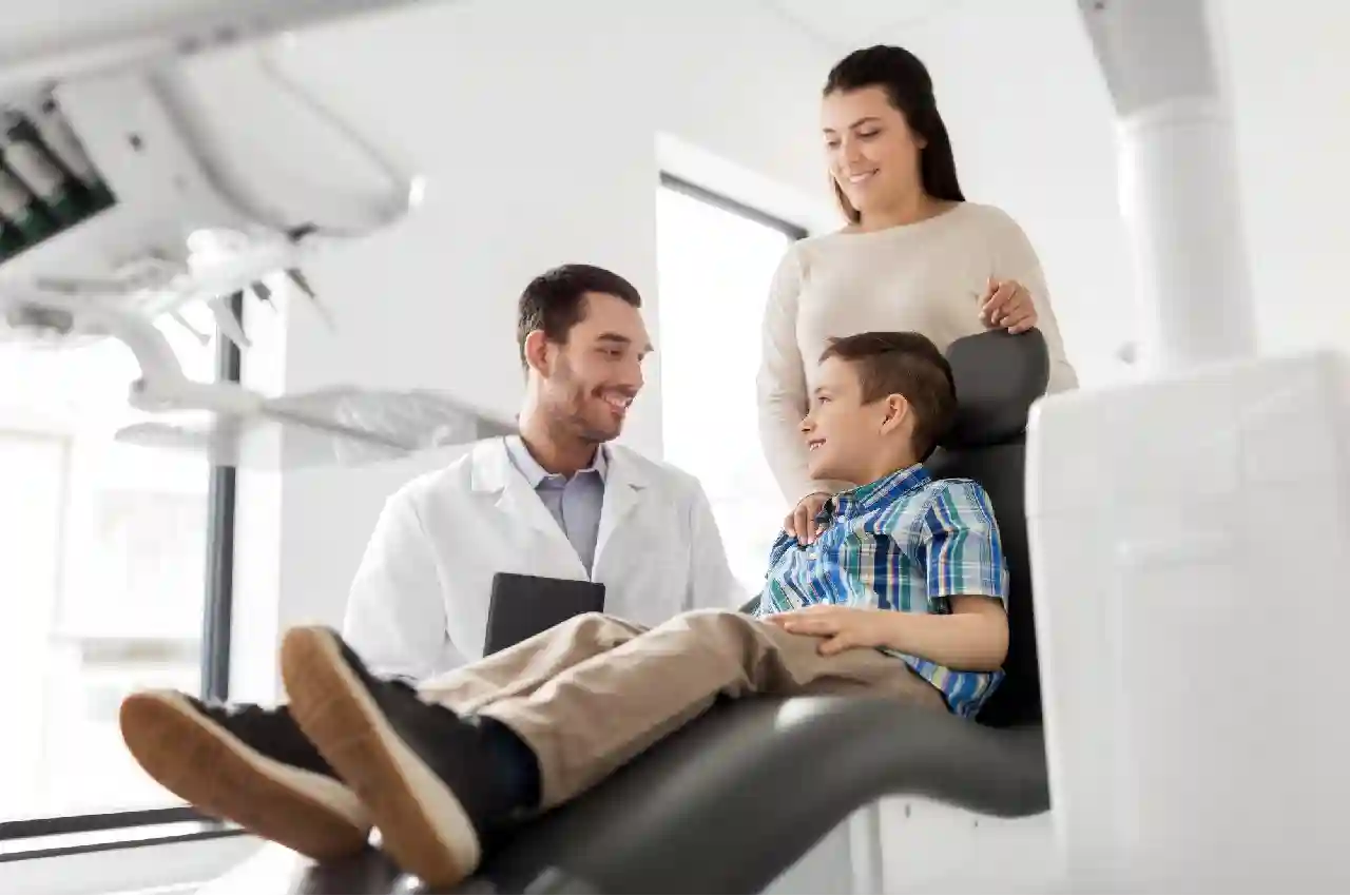 Maintaining Oral Health: Combining Cosmetic and Family Dentistry