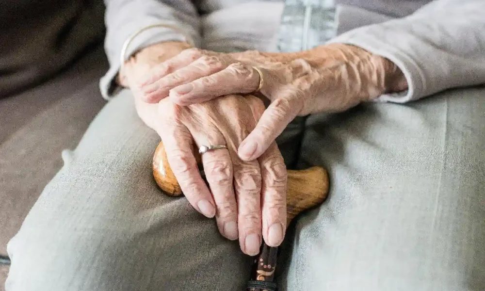 The Benefits of In-Home Care for Seniors: Why More Families are Choosing Elderly Home Care