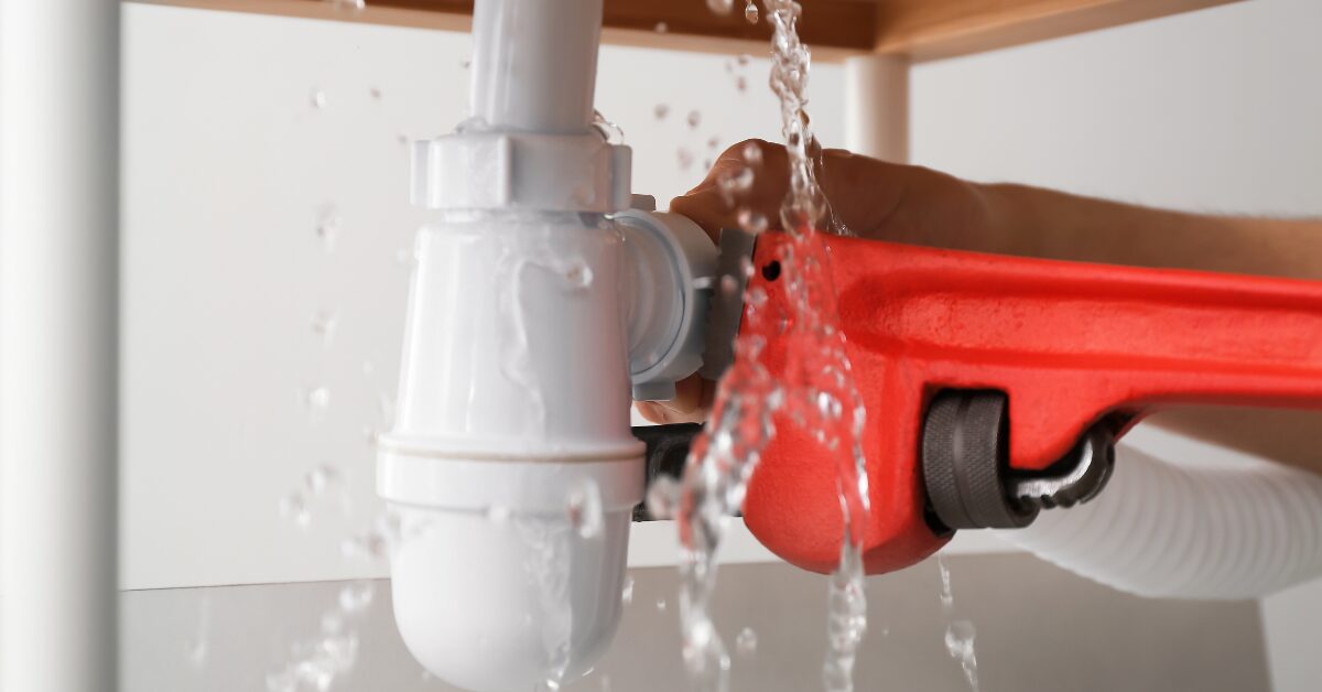 Quick Fixes: The Role of an Emergency Plumber in Crisis Situations