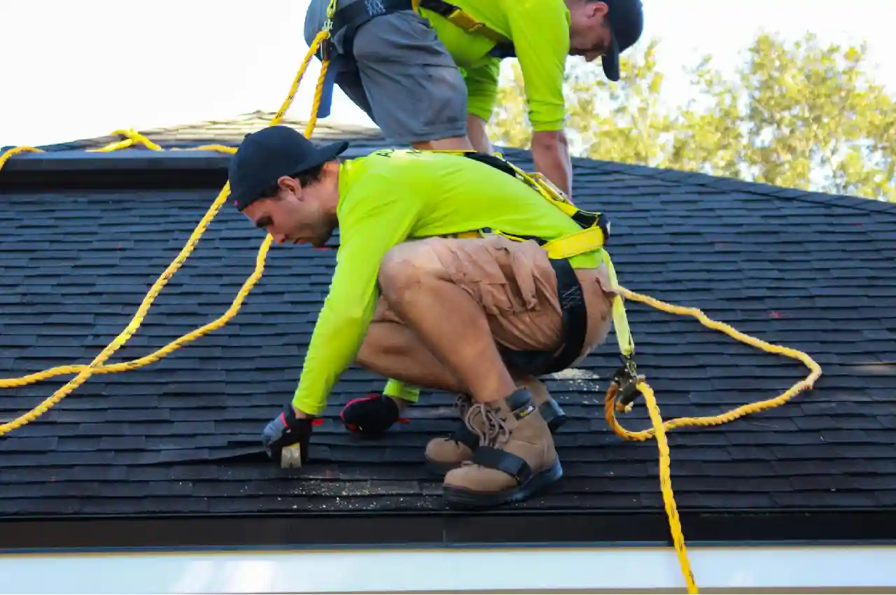 Maximizing the Lifespan of Your Roof with Expert Roofing Services