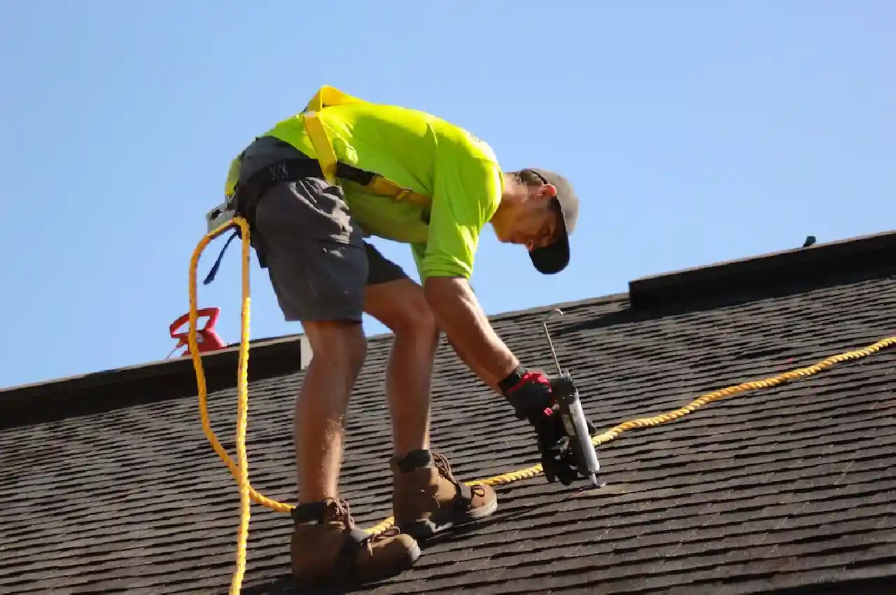 How Professional Roofers Can Help You Save Money in the Long Run