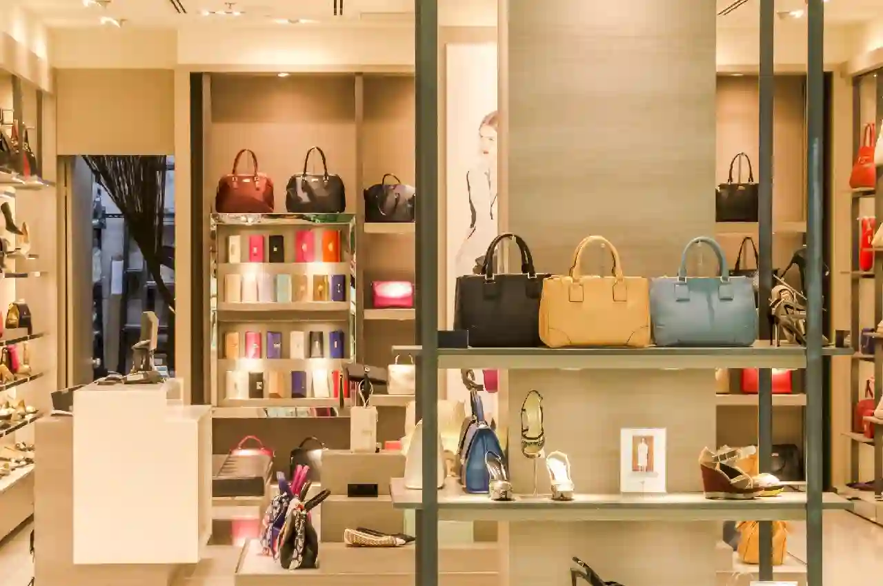 The Impact of Retail Display Shelves on Consumer Buying Behavior