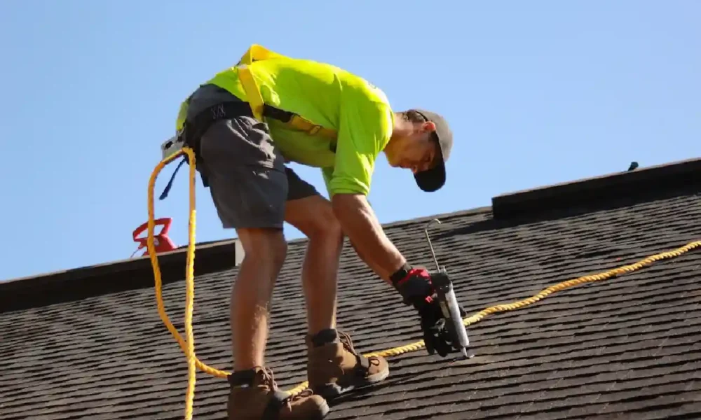 3 Crucial Elements to Include in Your Roof Contract