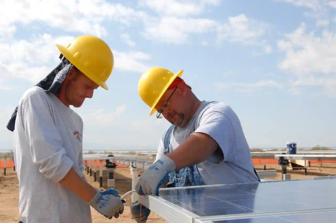 The Role of a Solar Expert in Creating a More Sustainable Home