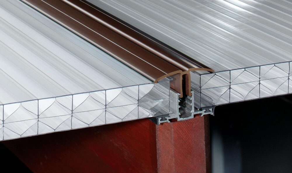 Exploring Polycarbonate Sheets: Pros and Cons