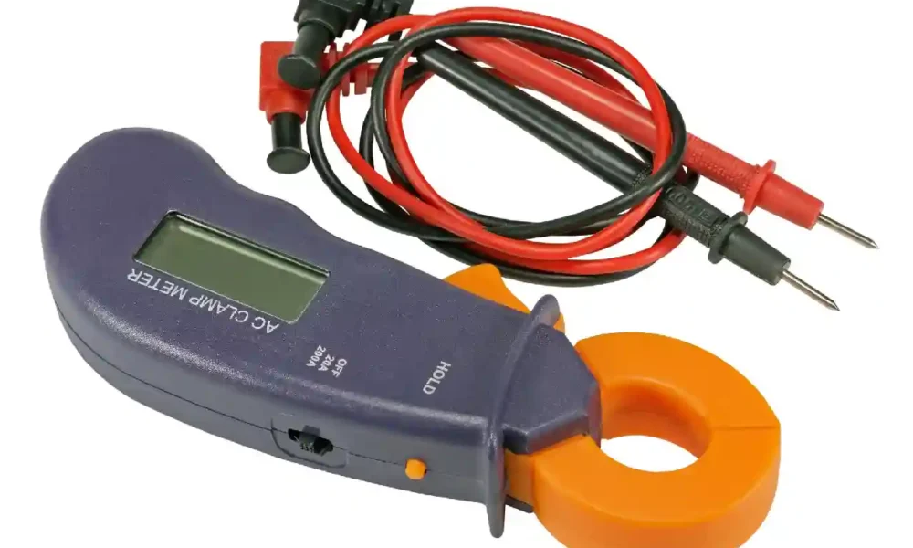 The Benefits of Using Clamp Meters in Electrical Work