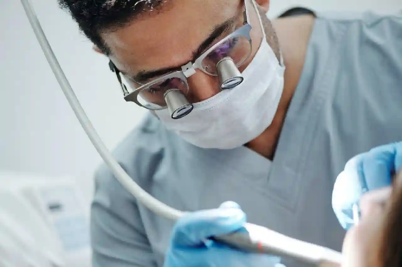 Understanding the Different Types of Emergency Dental Extractions