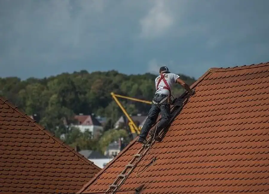 The 4 Benefits of Regular Roof Inspections for Homeowners