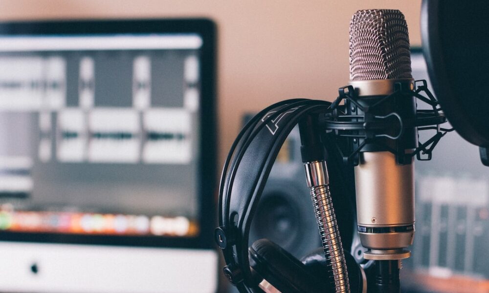 How to Choose the Right Investing Podcast for Your Financial Goals