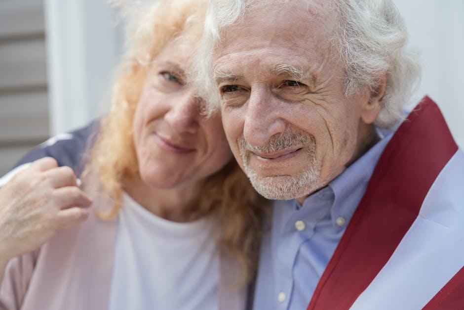 4 Key Benefits of Hiring Senior Care Consultants for Your Loved Ones