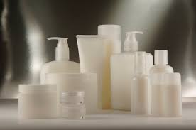 The Importance of Packaging: Exploring Cosmetic Containers and Shampoo Bottles