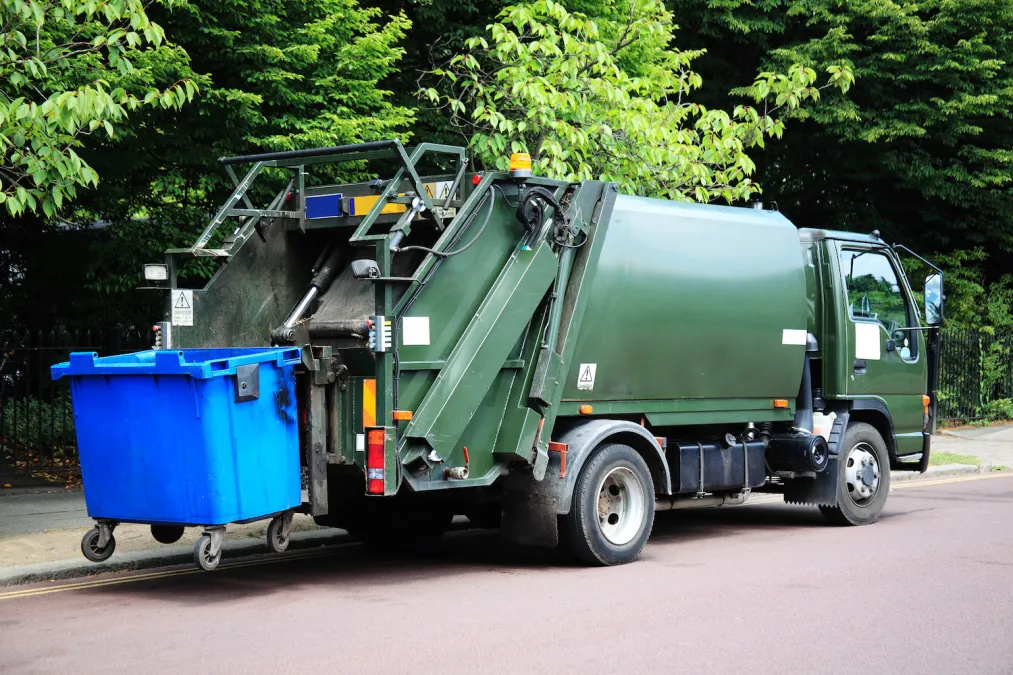 Enhancing Waste Management Efficiency: State-of-the-Art Garbage Trucks